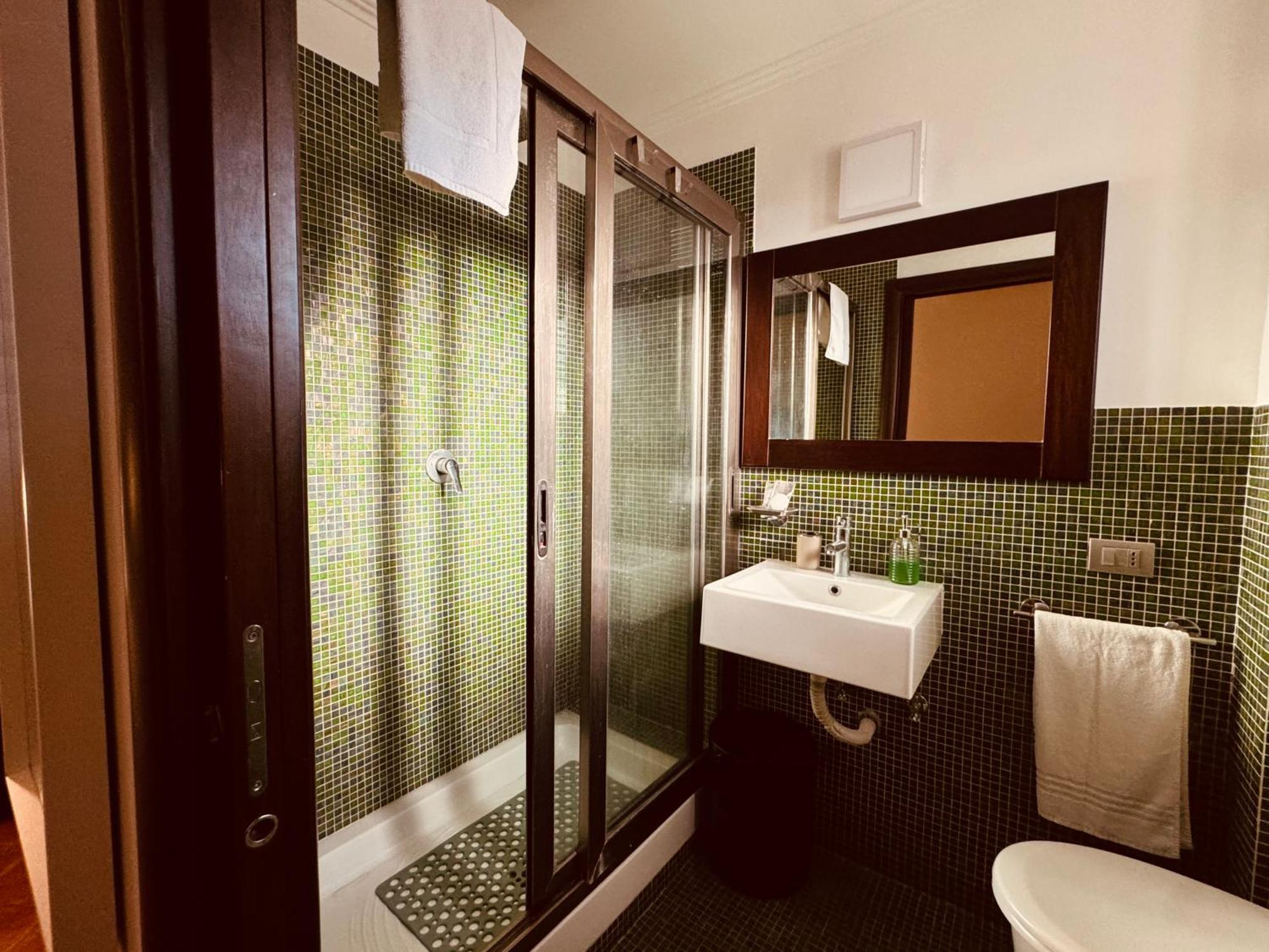 Swim Apartment Fronte Mare Катания Экстерьер фото
